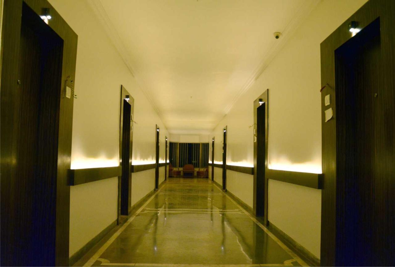 Bisu Hotel & Resorts Khed  Exterior foto